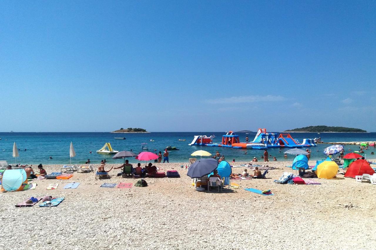 Family Friendly Apartments With A Swimming Pool Rogoznica - 7557 Esterno foto