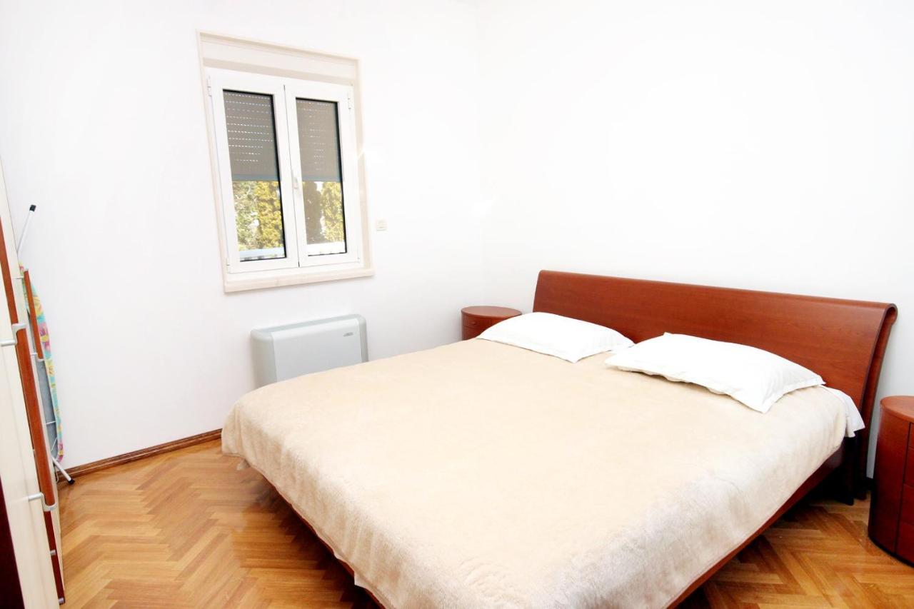 Family Friendly Apartments With A Swimming Pool Rogoznica - 7557 Esterno foto