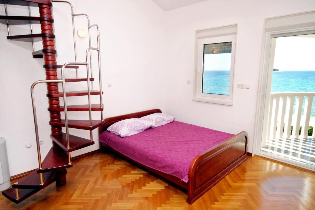 Family Friendly Apartments With A Swimming Pool Rogoznica - 7557 Esterno foto