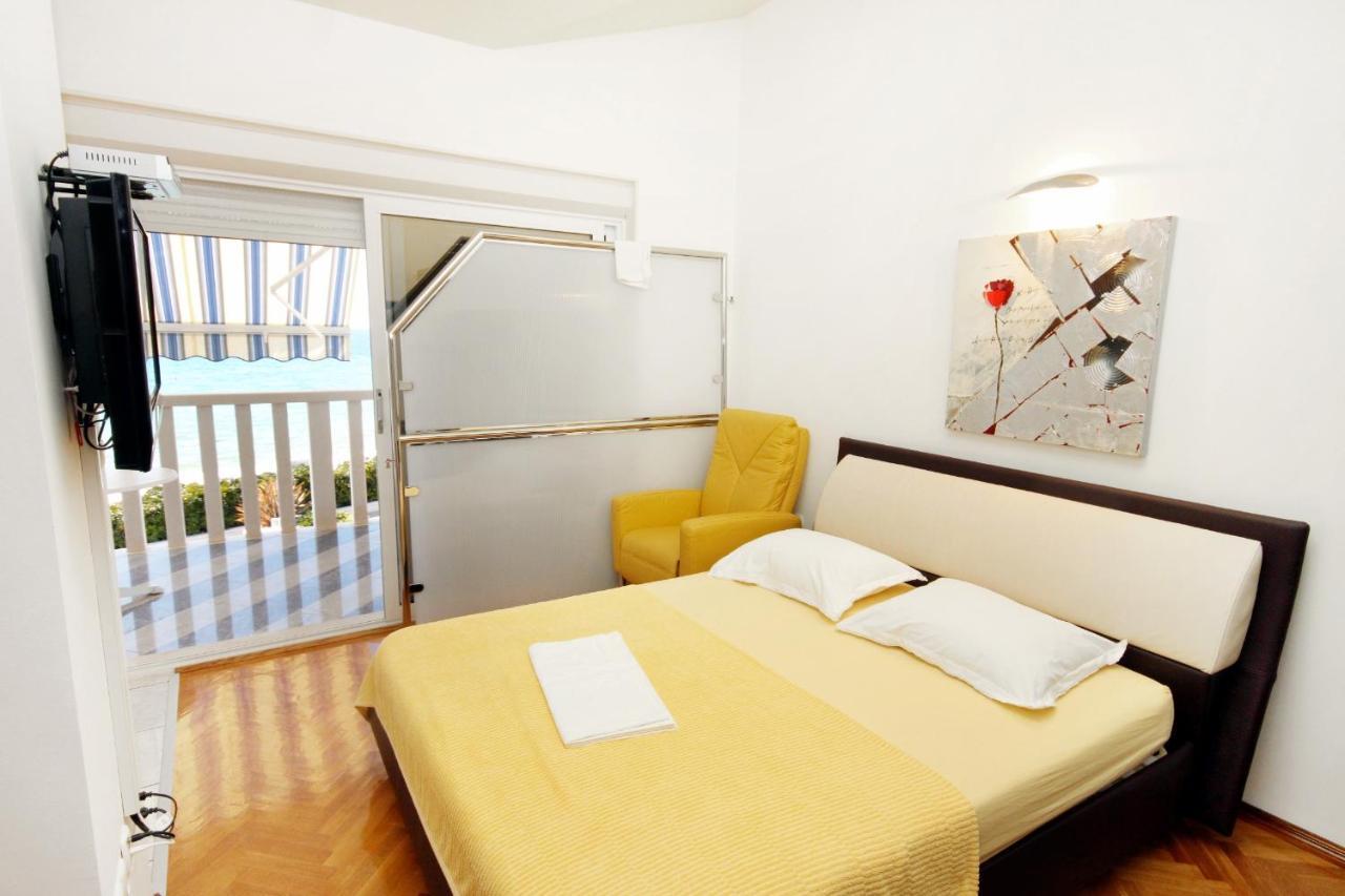 Family Friendly Apartments With A Swimming Pool Rogoznica - 7557 Esterno foto